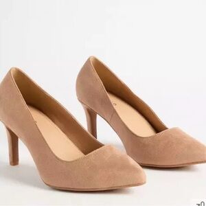 Like New! Forever21 Elegant Tan Women's Pumps